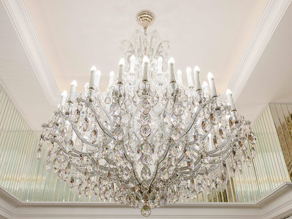 Costo-lampadario-stile-antico-Reggio-Emilia